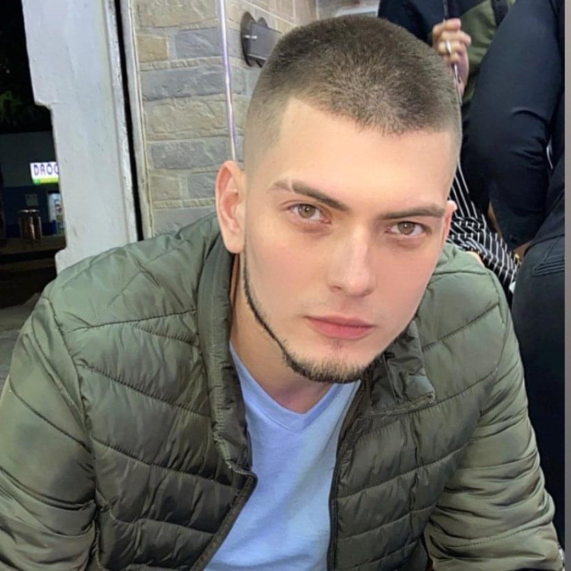 Chico busca chica en Zaragoza: 