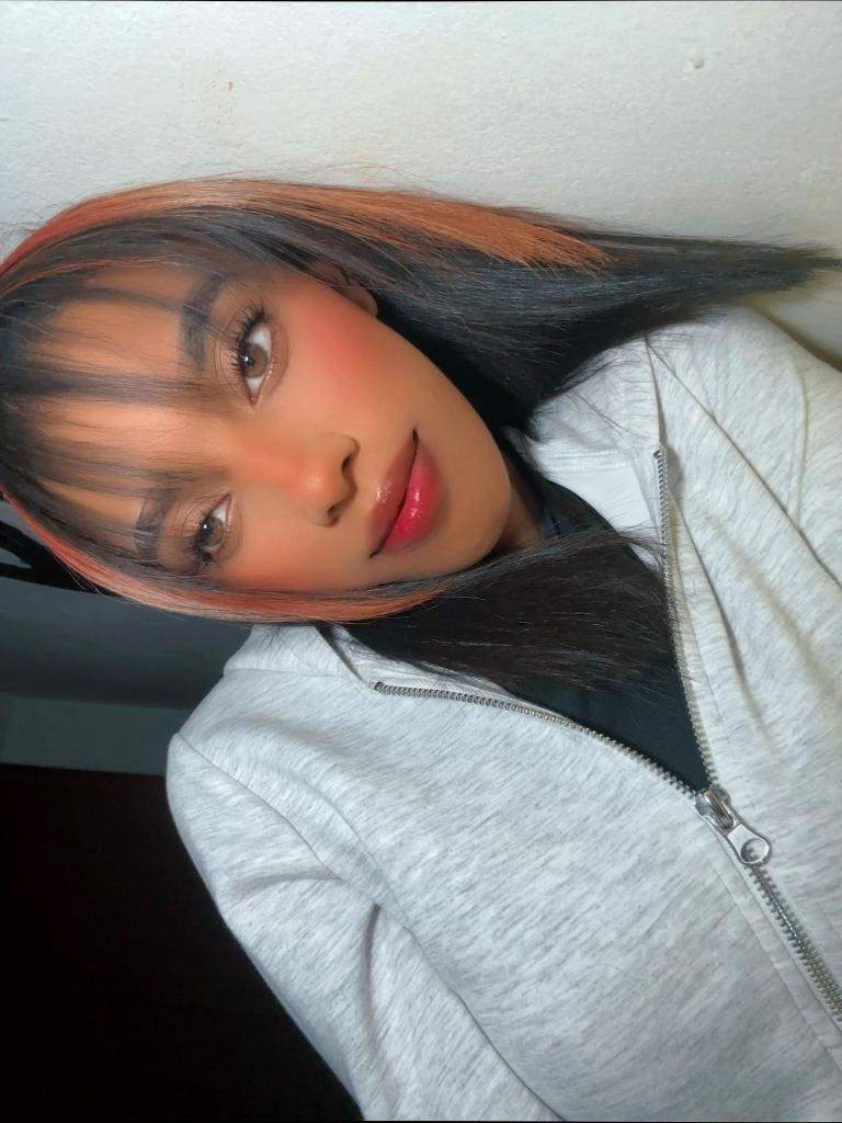 Chica busca chico en Tarragona: Chica busca chico