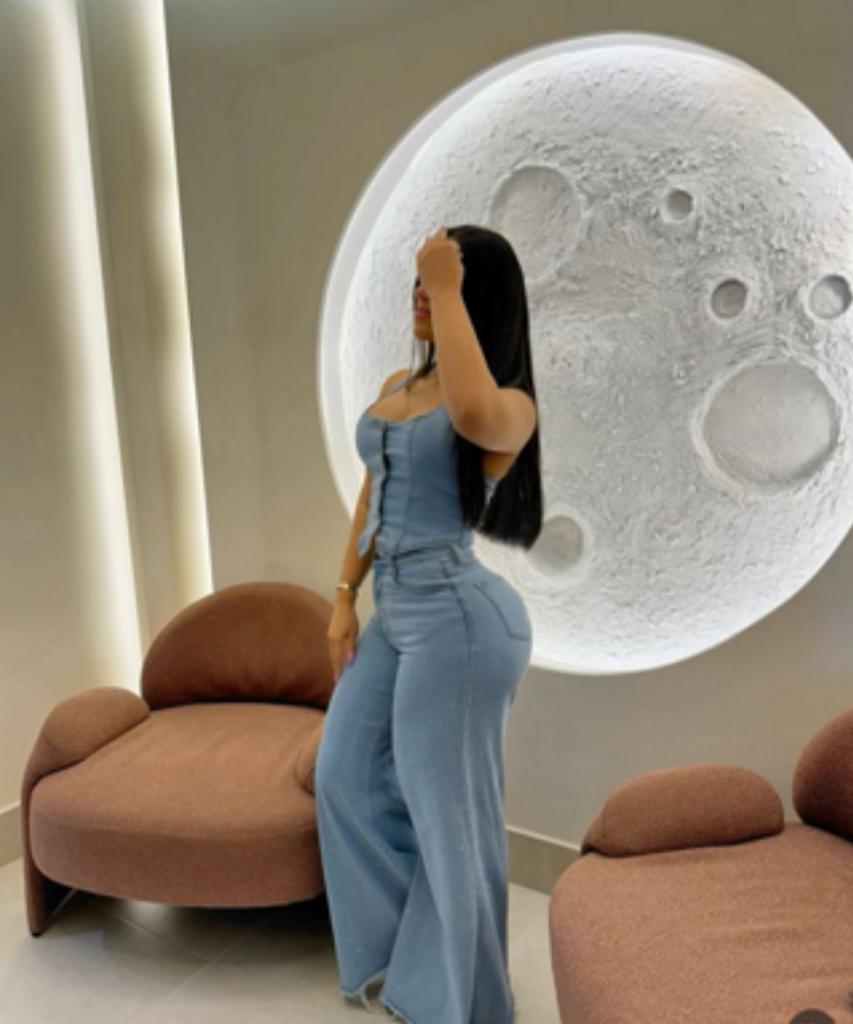 Chica busca chico en Cádiz: 