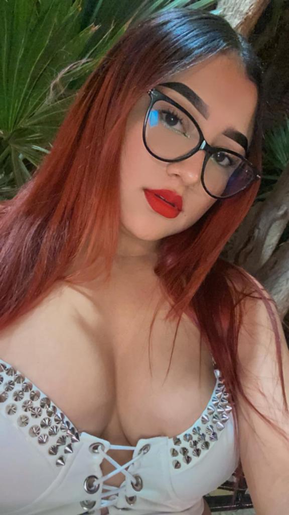 631606823: Chica busca chico en Málaga