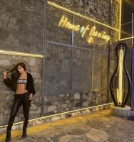 604195677: Chica busca chico en Orense