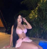 661237050: Chica busca chico en Sevilla