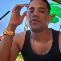 642437441: Chico busca chica en Murcia