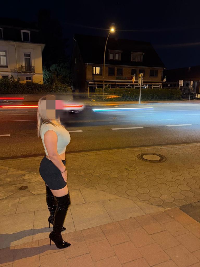 Chica busca chico en Sevilla: 