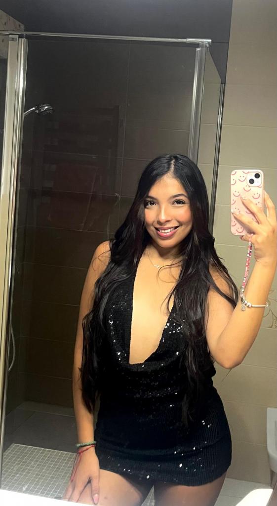 677680640: Chica busca chico en Murcia