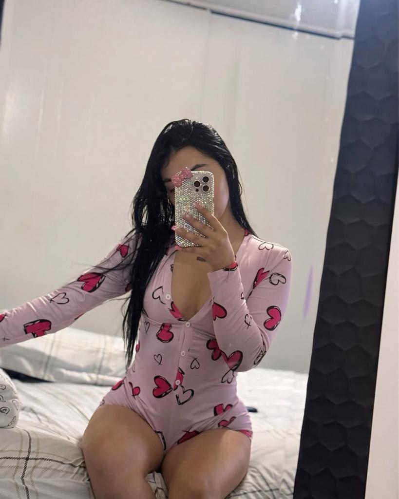 Chica busca chico en Tenerife: 