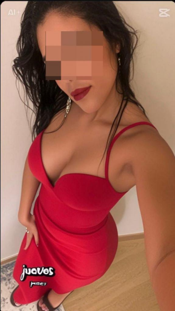 Chica busca chico en Tenerife: 