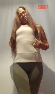 744603088: Chica busca chico en Málaga