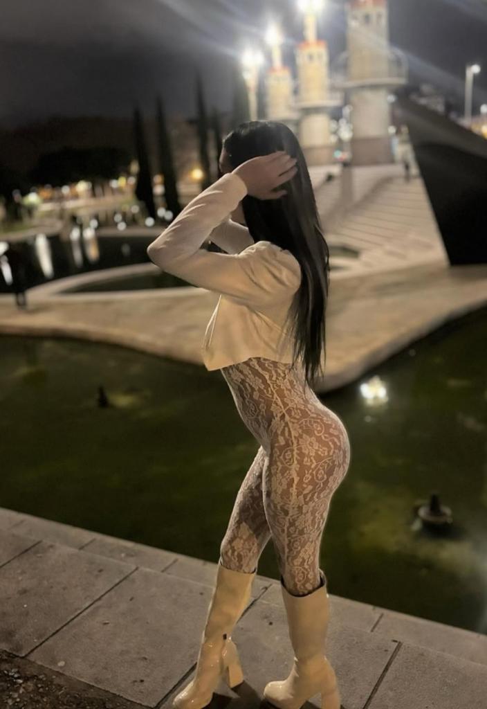 Chica busca chico en Murcia: 