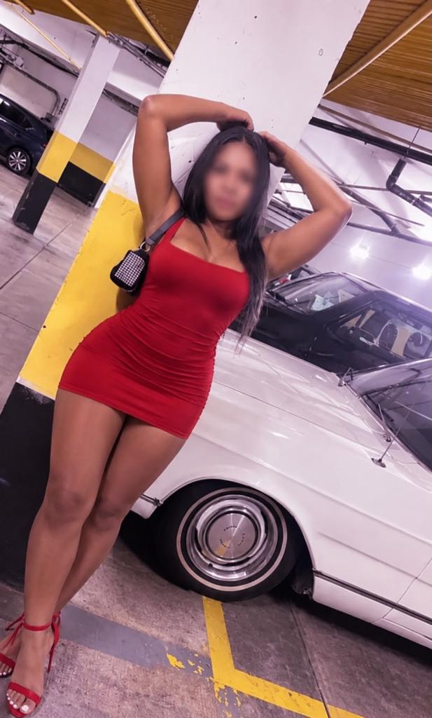 Chica busca chico en Sevilla: 