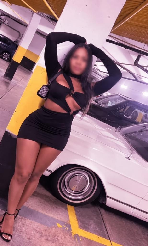 Chica busca chico en Sevilla: 