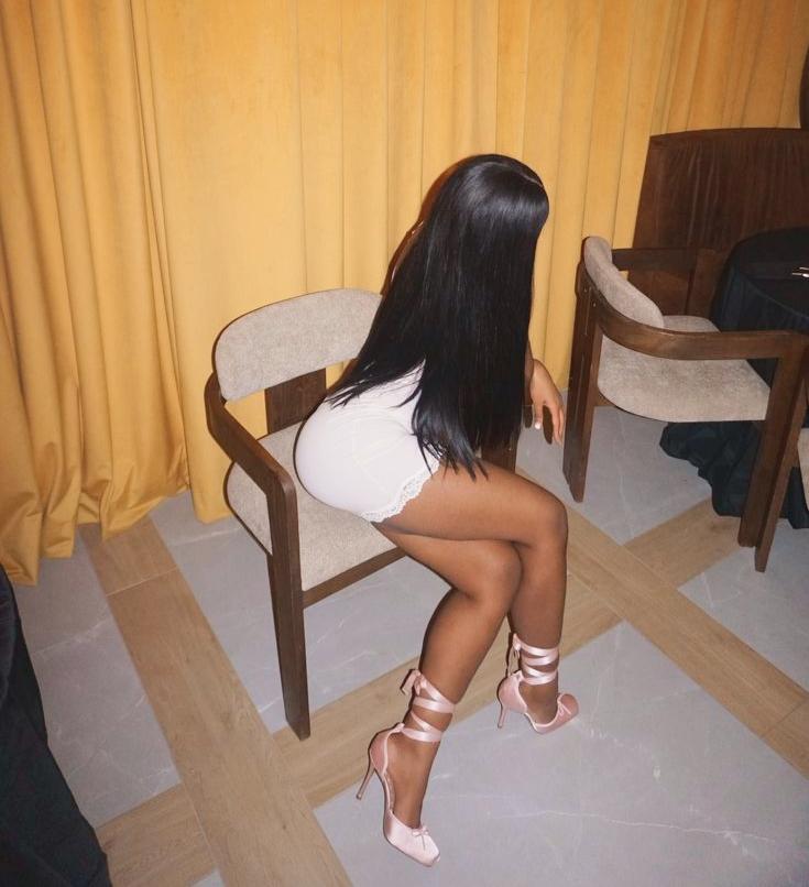 Chica busca chico en Murcia: 
