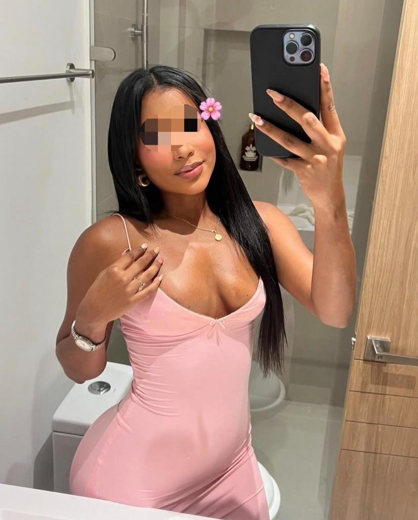 Chica busca chico en La Coruña: Chica busca chico