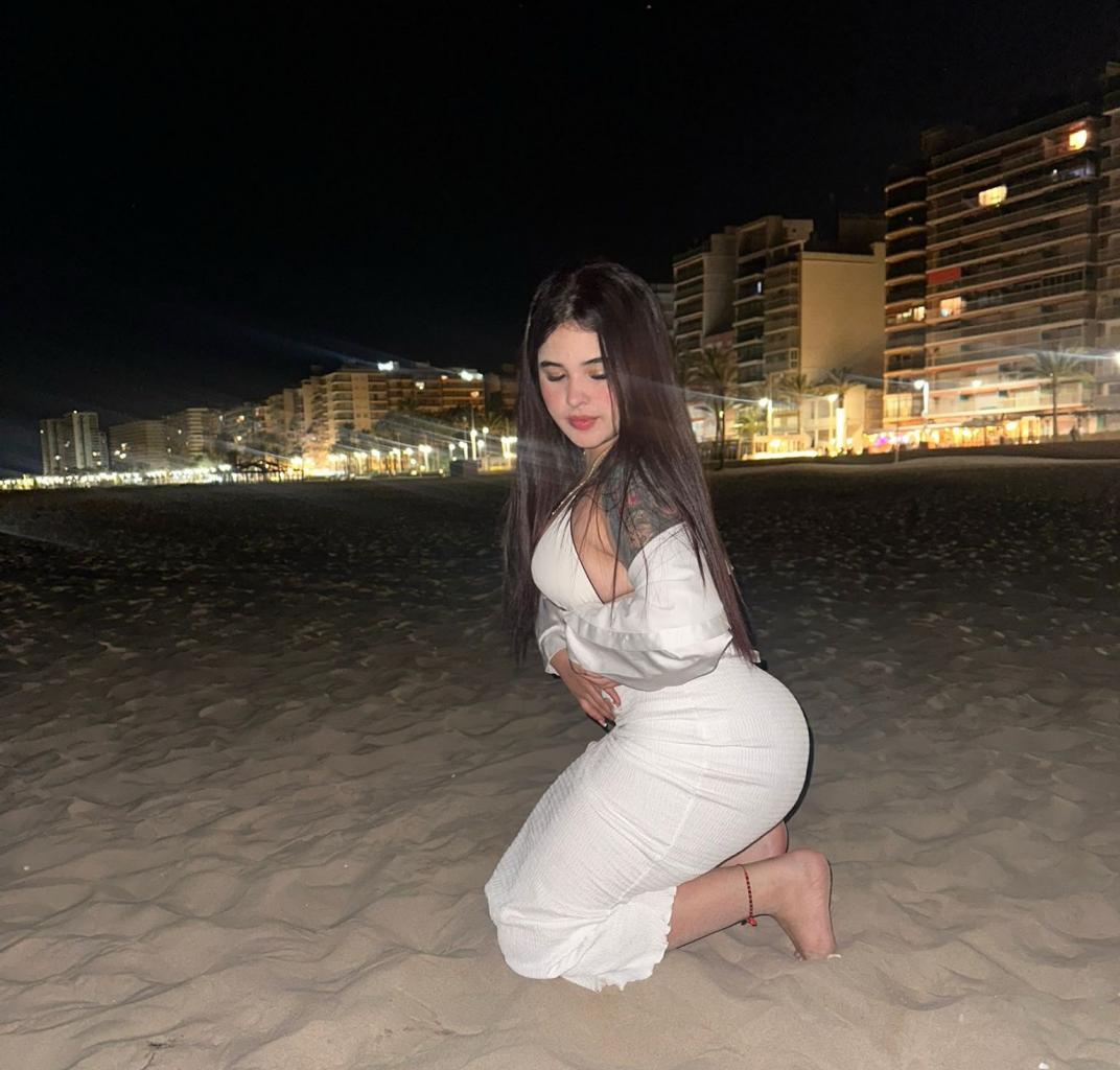 634029459: Chica busca chico en Formentera