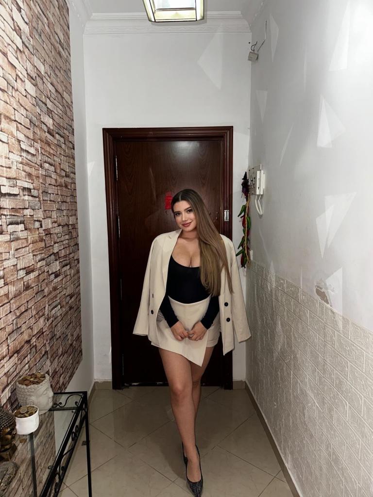 613438617: Chica busca chico en Valencia