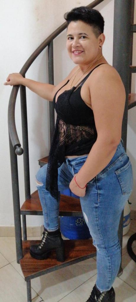 Chica busca chico en Tenerife: 