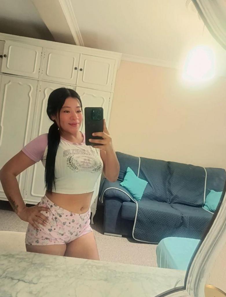 Chica busca chico en Sevilla: 