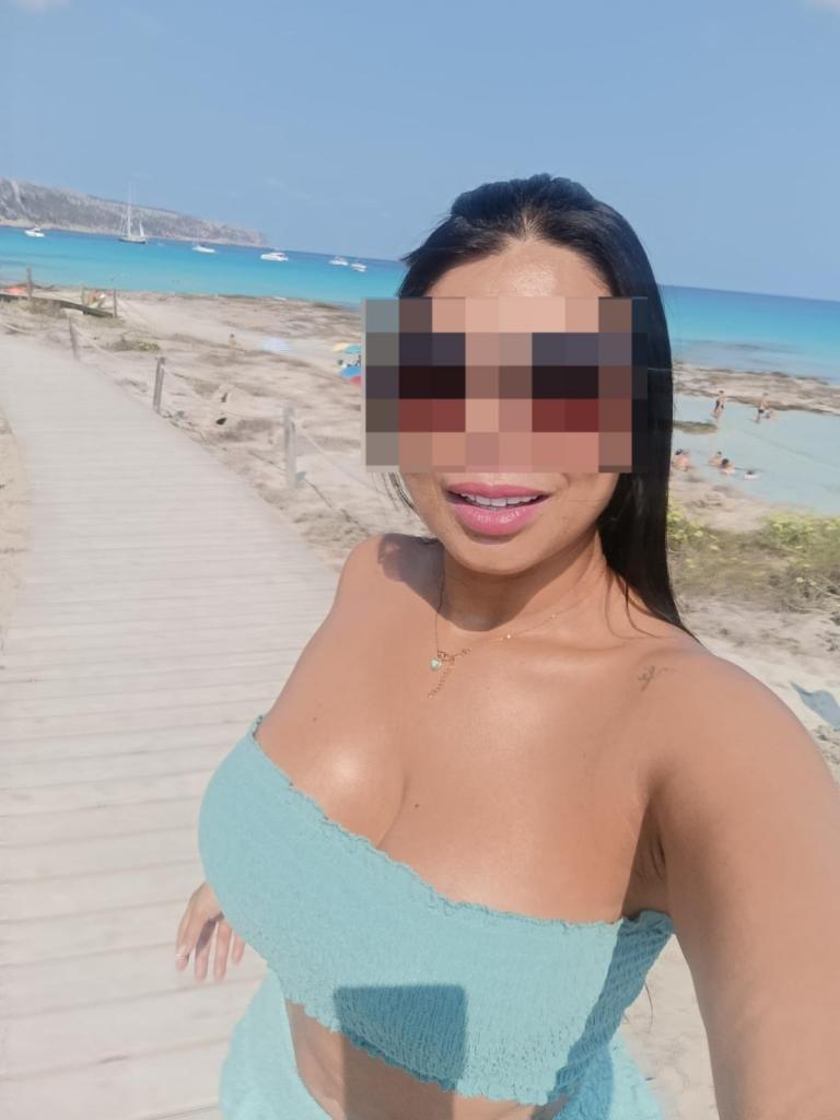 Chica busca chico en Formentera: 