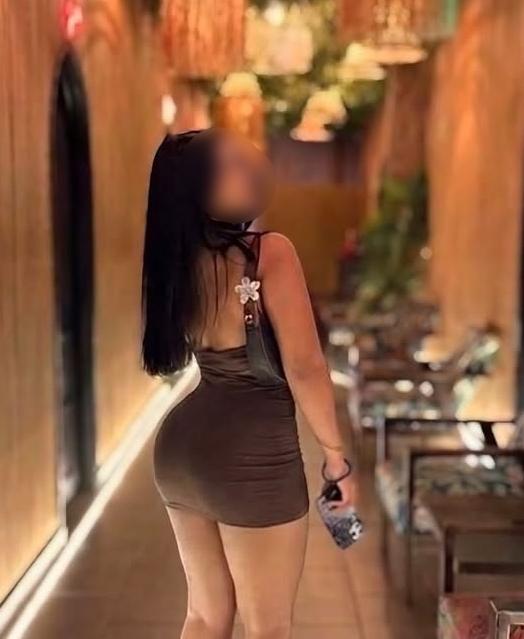 631742865: Chica busca chico en Mallorca