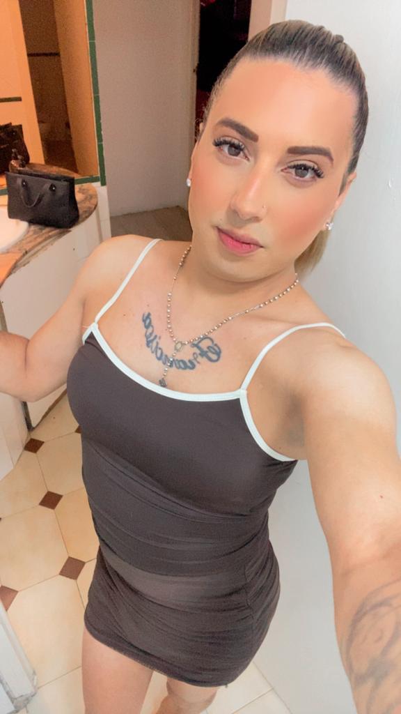 641356232: Transexual en Menorca