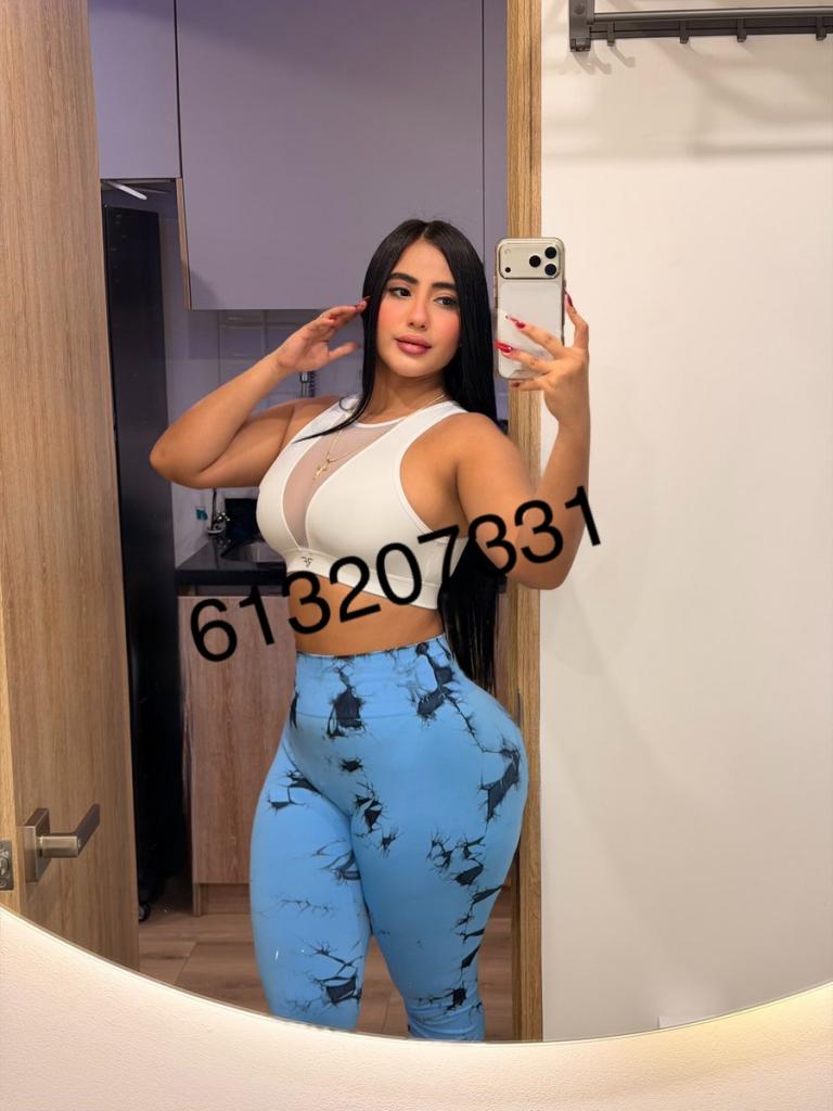 613207331: Chica busca chico en Barcelona