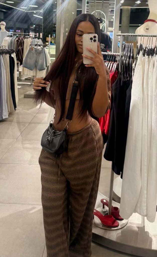 626971483: Chica busca chico en Huelva