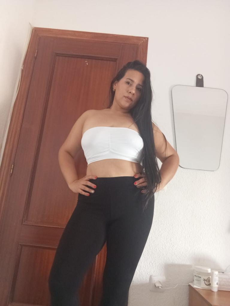 624091384: Chica busca chico en Almería