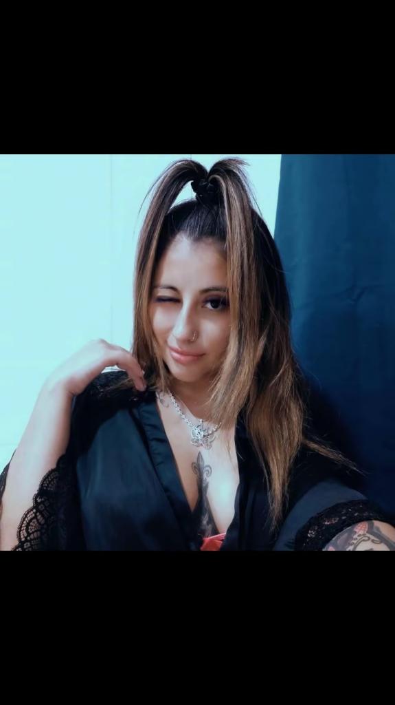 Chica busca chico en Barcelona: 