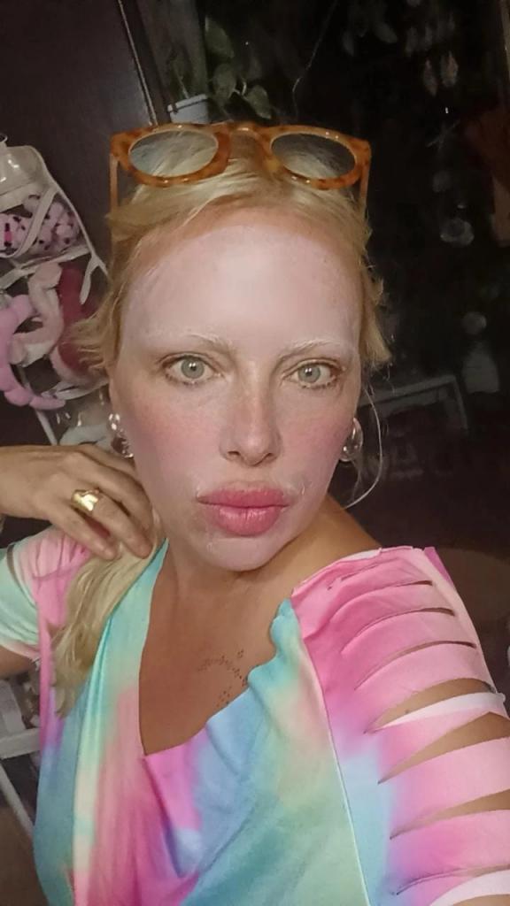 643233681: Chica busca chico en Tarragona