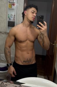 663335173: Chico busca chica en Madrid