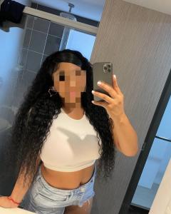 607302854: Chica busca chico en Murcia