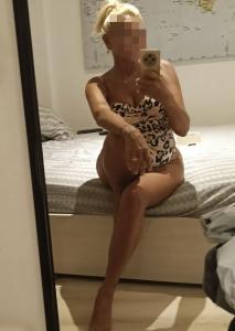 643434173: Chica busca chico en Navarra