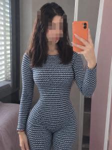 604315601: Chica busca chico en Málaga