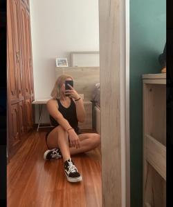 604230270: Chica busca chico en Pontevedra
