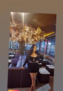613773570: Chica busca chico en Barcelona