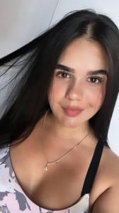 632935408: Chica busca chico en Málaga