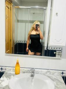 650707915: Chica busca chico en Madrid