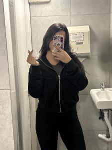 695415776: Chica busca chico en Madrid