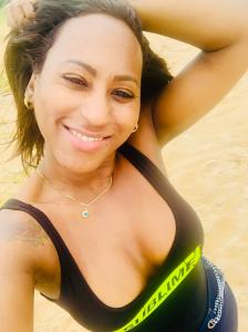 672973734: Chica busca chico en Gerona