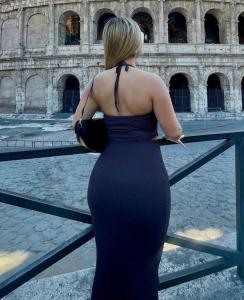 631961178: Chica busca chico en Tarragona