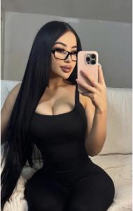 631015240: Chica busca chico en Gerona