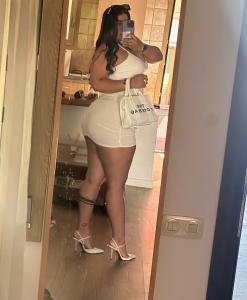 615579901: Chica busca chico en Mallorca