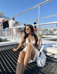 612432278: Chica busca chico en Madrid