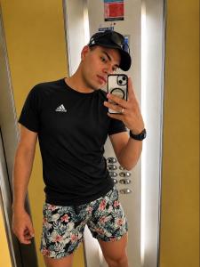 662573687: Chico busca chica en Valencia