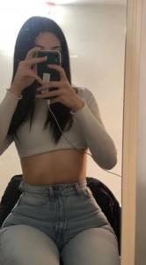 617944383: Chica busca chico en Murcia