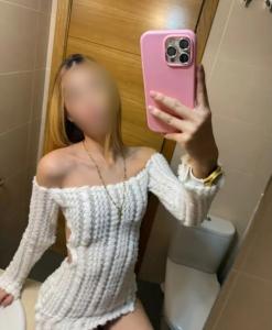 617944383: Chica busca chico en Murcia