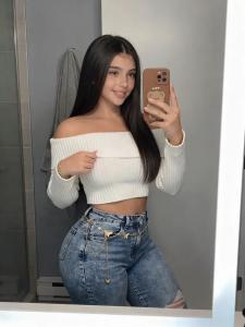 643269060: Chica busca chico en Málaga