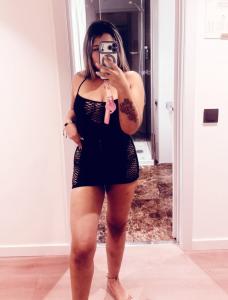 681801115: Chica busca chico en Barcelona