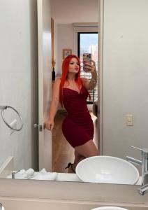 745001778: Chica busca chico en Madrid