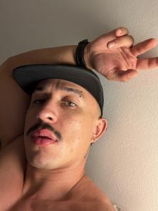 663335173: Chico busca chica en Madrid